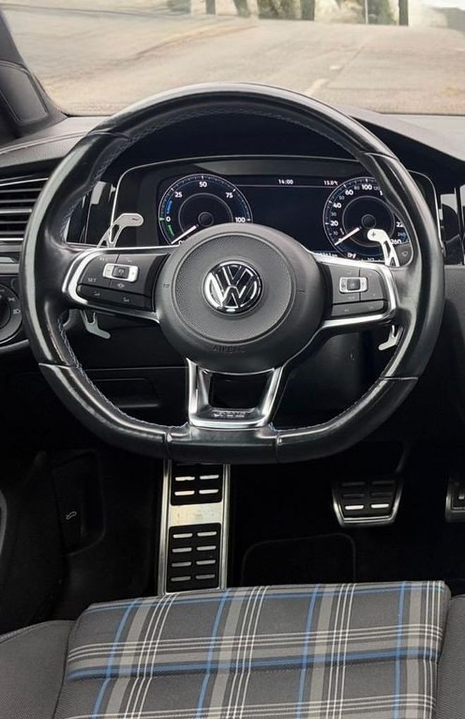 Volkswagen Golf gte 204 ch 1.4 tfsi turbo hybrid- batter Gris de 2020