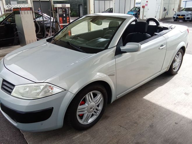 Renault Megane CC Belle 1.6 pack tbe revise reprise Gris de 2004