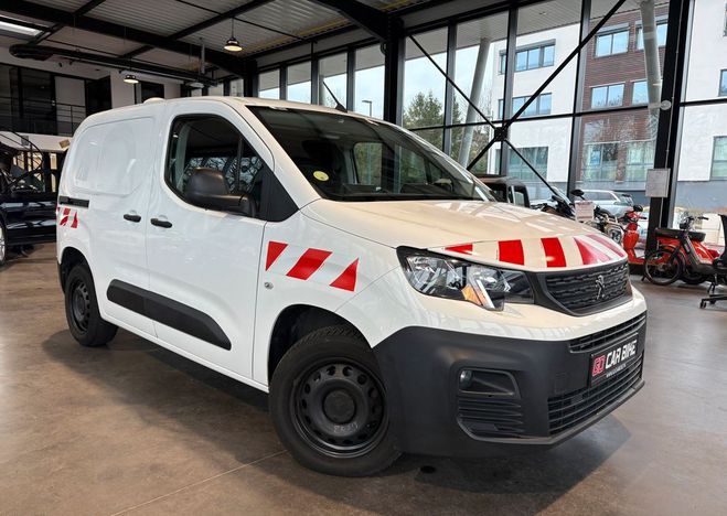 Peugeot Partner Premium HDI 100CH Garantie 6 ans Suivi A  de 2021
