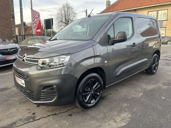 Cliquer pour voir la photo suivante Citroen Berlingo 1.5 BlueHDi 130 Automatique Gris Métallisé de