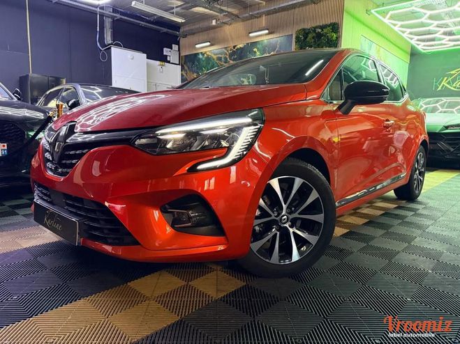Cliquer pour voir la photo suivante Renault Clio 1.3 TCE 140 cv TECHNO I CarPlay - Caméra Orange de 2023