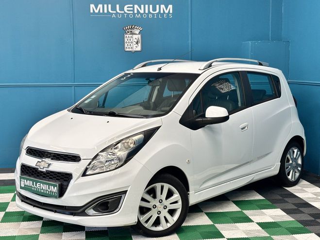 Cliquer pour voir la photo suivante Chevrolet Spark 1.2 16V LTZ 5P Blanc de 2013
