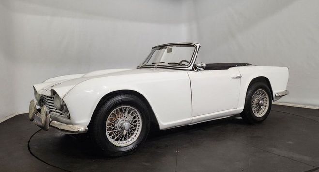 Triumph TR4 overdrive Blanc de 1962