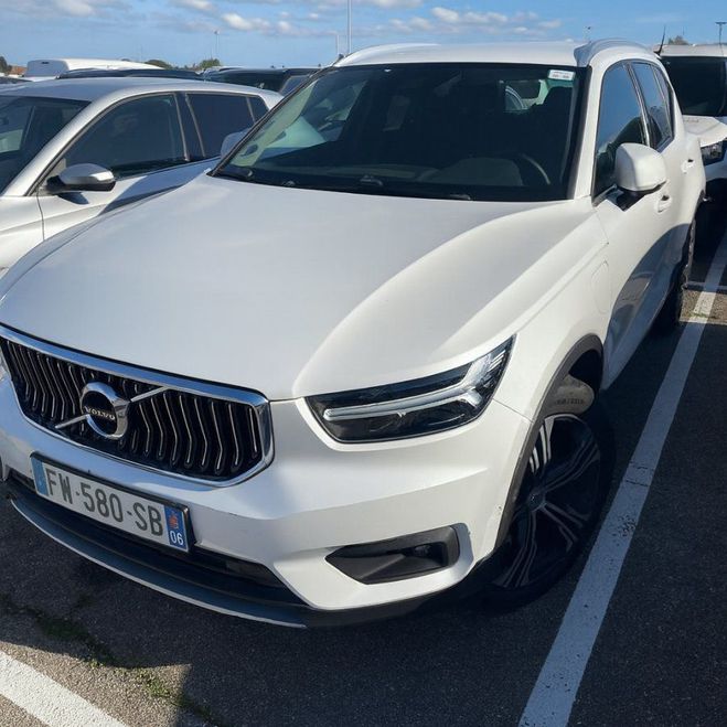 Cliquer pour voir la photo suivante Volvo XC40 T5 Recharge 180 + 82ch Inscription Busin BLANC de 2021