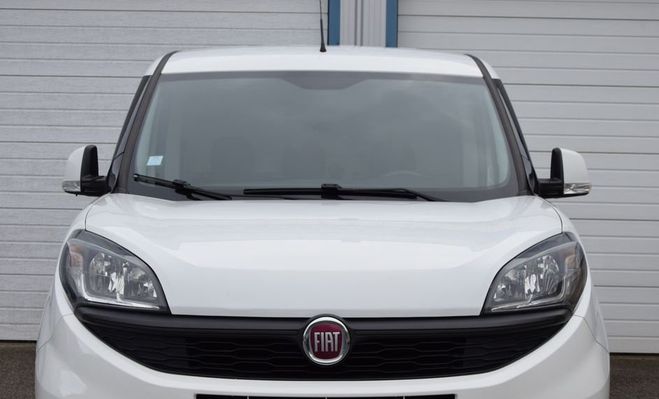 Fiat Doblo CARGO 1.3 Multijet 95 PRO LOUNGE GPS 09. Blanc de 2021