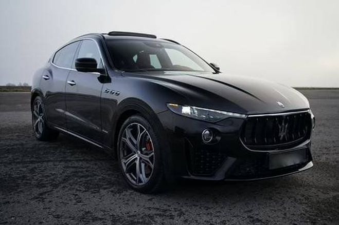 Maserati Levante GranSport S Q4*PANO*CARBON*360�*H&K*ACC* N�ron de 2019