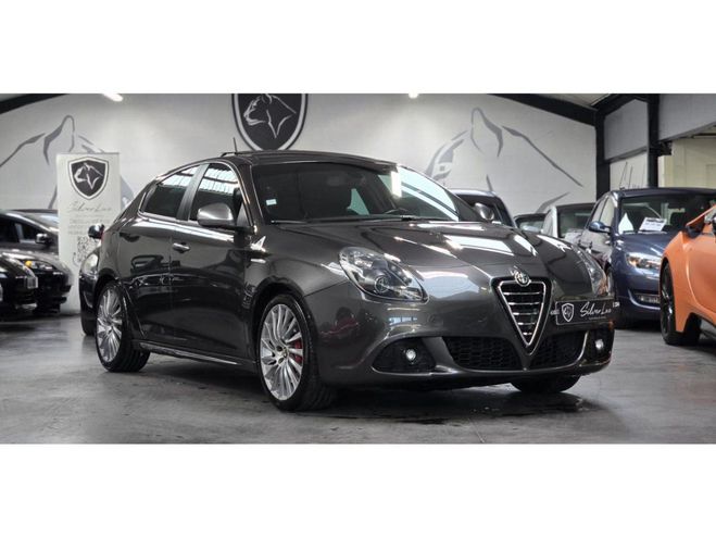 Alfa romeo Giulietta 1750 TBI TURBO 235 QUADRIFOGLIO VERDE QV Grise de 2011