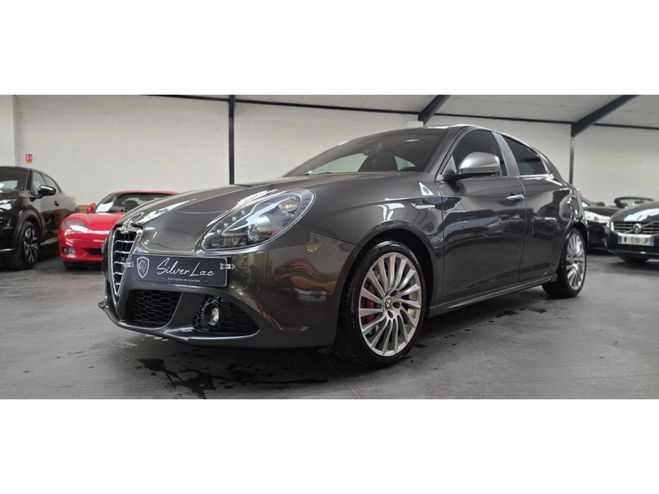 Alfa romeo Giulietta 1750 TBI TURBO 235 QUADRIFOGLIO VERDE QV Grise de 2011