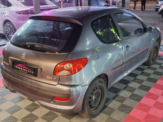 Peugeot 206 206+ 1.1e 60 ch Urban ~ Pneus AV Neufs ~ Gris de 2011