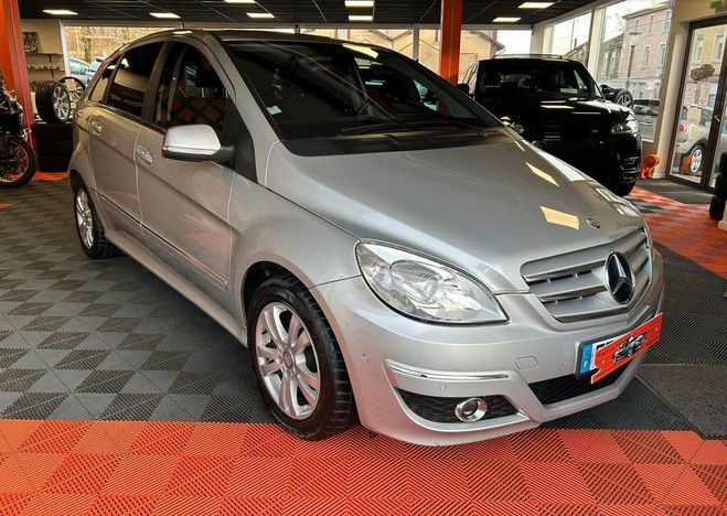Cliquer pour voir la photo suivante Mercedes Classe B 180 Phase II 2.0 CDI BVA 109 cv Garantie Autre de 2011