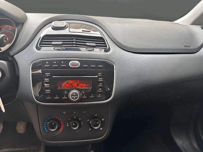 Fiat Punto 1.3 MULTIJET 16V 75CH DPF S&S DYNAMIC 5P GRIS C de 2012