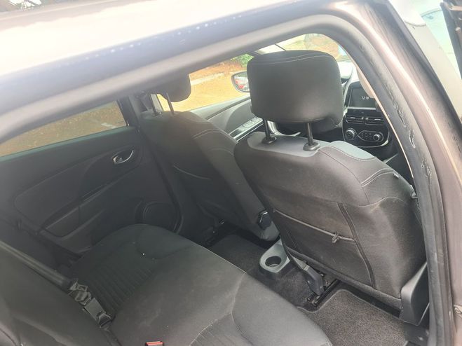 Renault Clio  4 1.5  DCI 90 TREND ECO2 90GG FACTURE E Gris de 2015