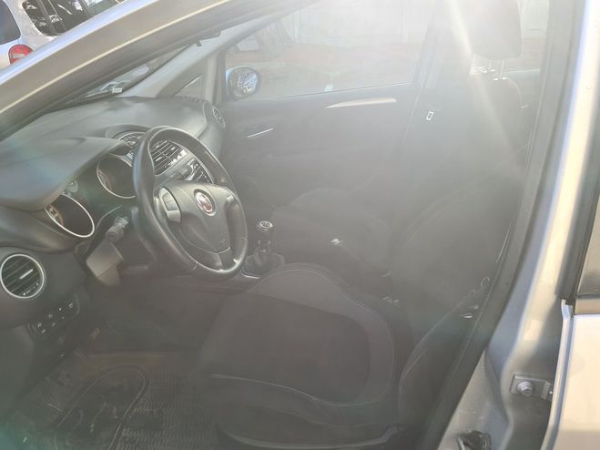 Fiat Punto evo 1.2  ITALIA  4 CV CT OK Gris clair de 2014