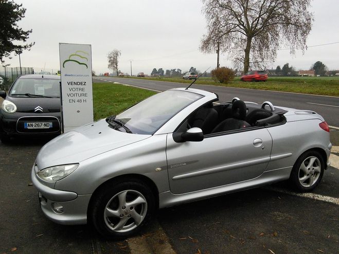 Peugeot 206 1.6 i 16V 110 CLIM Gris de 2005