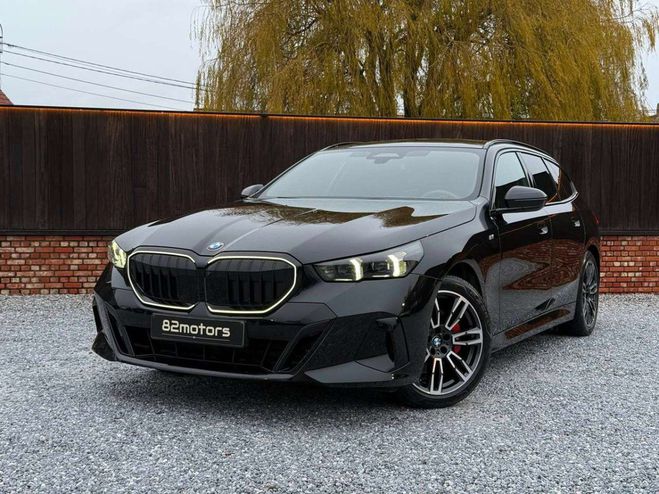 BMW Serie 5 520 d-mpack-pano-leder-h&k-hud-trekhaak- Noir M�tallis� de 