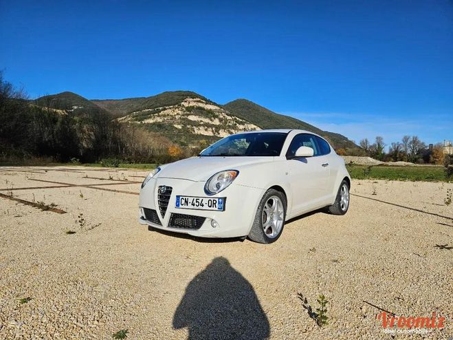 Alfa romeo Mito 1.3 JTDM 95 DISTINCTIVE START-STOP Beige de 2010