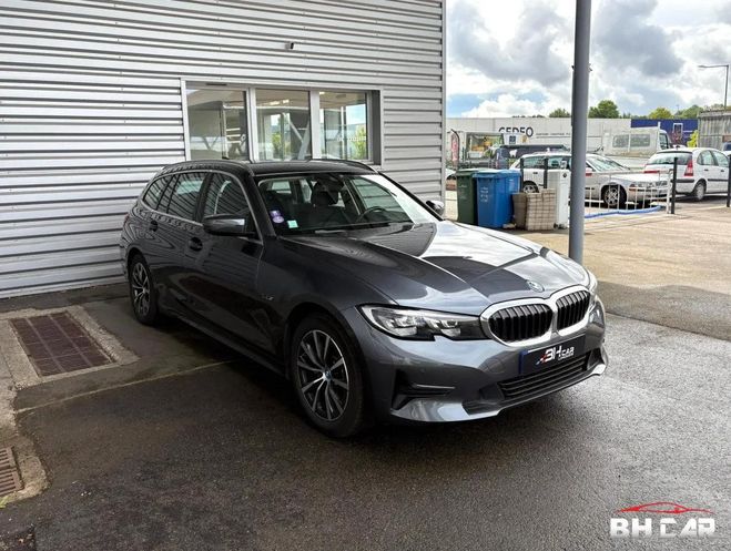 BMW Serie 3 Touring 320 e 204 ch Business Design TVA Gris de 2021
