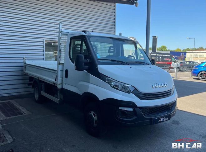 Iveco Daily Vu 35C12 Cabine Benne 2.3 115 ch TVA r�c Blanc de 2019