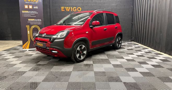 Fiat Panda hybrid cross my23 1.0 bsg apple carplay Rouge de 2023