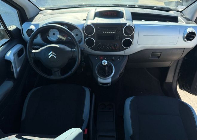 Citroen Berlingo 1.6 hdi 92 ch bvm5 attelage radar clim b Autre de 2015