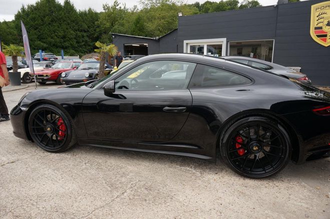 Porsche 911 991 CARRERA 4 GTS Noir Verni de 2017