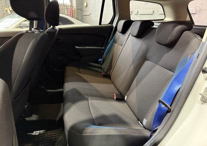 Dacia Logan MCV 1.5 DCI c�l�bration (90cv) r�gulateu Blanc de 2015