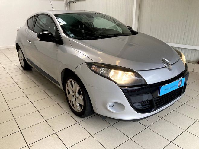 Renault Megane III (E95) 1.4 TCe 130ch GRIS C de 2011