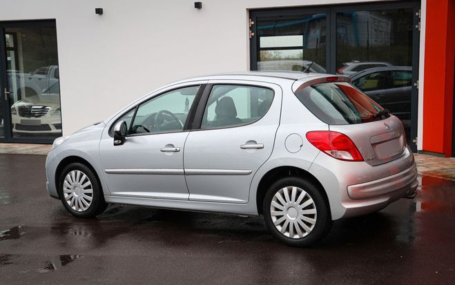 Peugeot 207 1.6 thp 160ch Gris de 2011