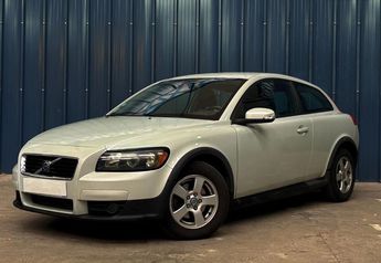  Voir d&eacute;tails -Volvo C30 1.6 D 110 MOMENTUM Garantie 1 an R�gulat &agrave; Halluin (59)