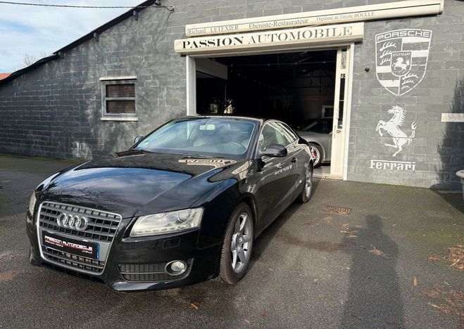Audi A5 Coup� 2.0 Tdi 170ch, boite m�canique 6 v Noir de 2011