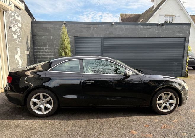 Audi A5 Coup� 2.0 Tdi 170ch, boite m�canique 6 v Noir de 2011