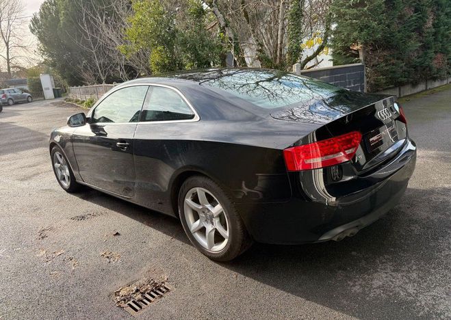 Audi A5 Coup� 2.0 Tdi 170ch, boite m�canique 6 v Noir de 2011