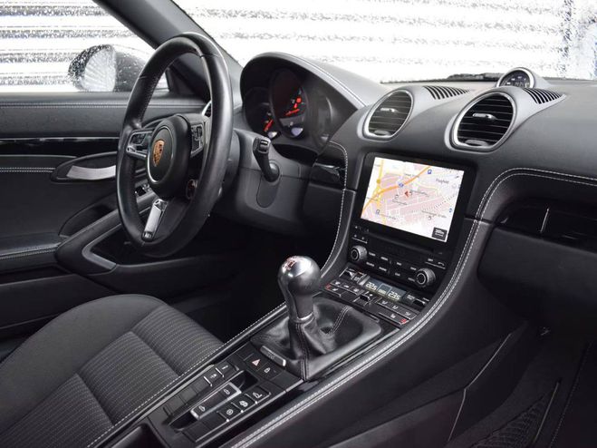 Porsche Boxster 718 T premi�re main/Bose/cuir/PTS + cam/ Noir Profond M�tallis� de 2019