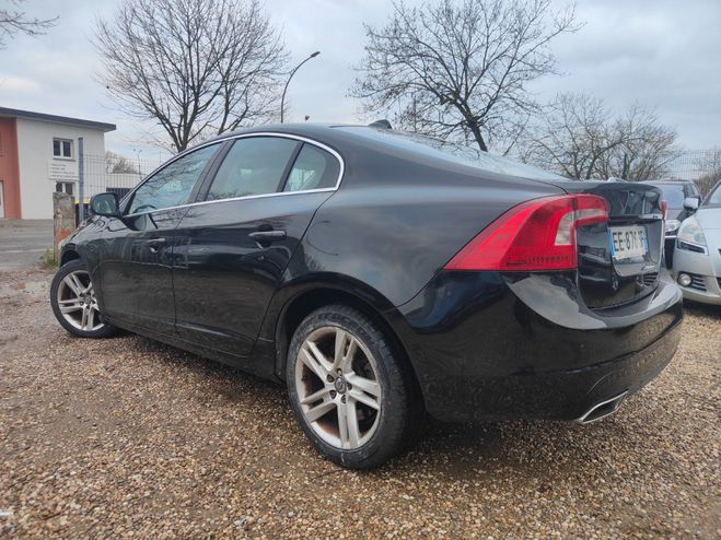 Volvo S60 Berline 2.0 D4 190ch Summum Geartronic * Noir de 2016