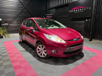  Voir d&eacute;tails -Ford Fiesta 1.4 96 Ghia carnet d'entretien complet ( &agrave; Douai (59)