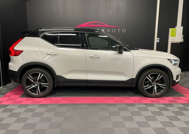 Volvo XC40 D3 150 ch R-DESIGN SUIVI COMPLET Blanc de 2018