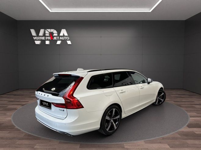 Volvo V90 T8 AWD R-Design - 392 ch � Harman Kardon Blanc de 2020