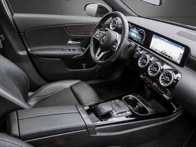 Mercedes Classe A 250e - Carplay - toit ouvrant - Cam�ra d Or de 2021