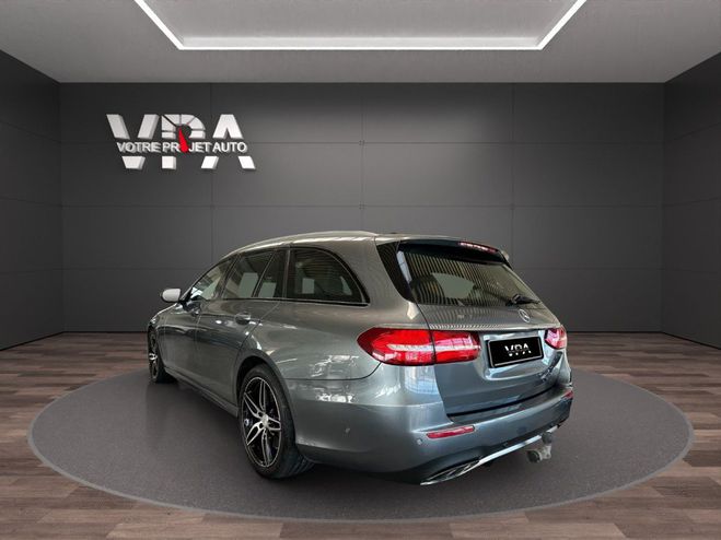 Mercedes Classe E E43 AMG 4MATIC ? V6 3.0L 401ch Toit ouvr Gris de 2017