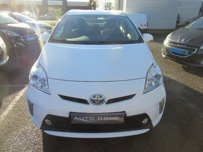 Toyota Prius MC 136h Dynamic HYBRID CVT 99 Blanche de 2015