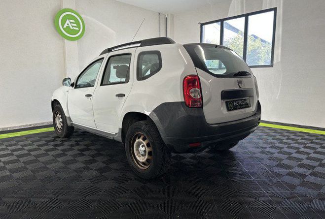 Dacia Duster I (H79) 1.6 16v 105ch eco� Bio�thanol 4X Blanc de 2011