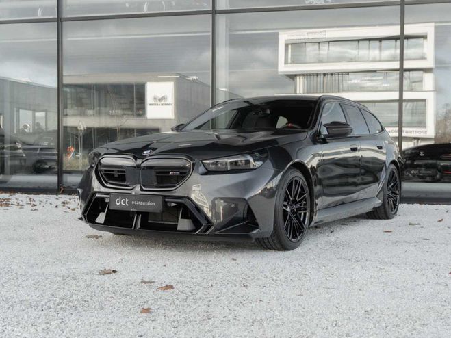 BMW M5 Touring 4.4 V8 Hybrid B&W Sound Pano Gris de 