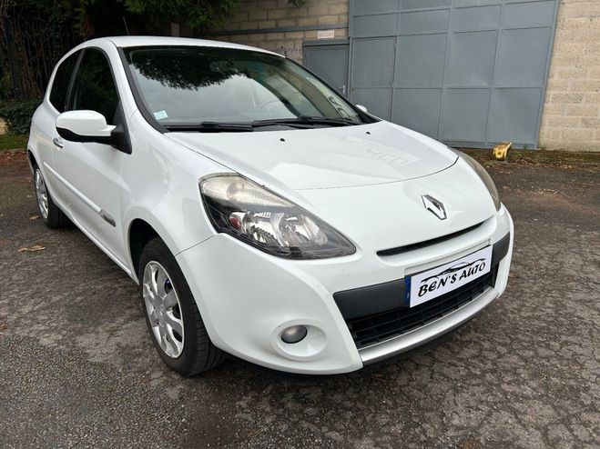 Renault Clio 1.2L 60Ch - 96000 Kms - 4990e  de 2011