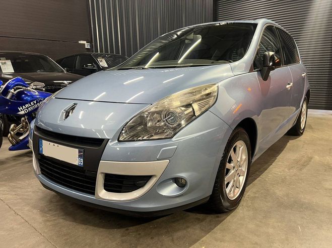 Renault Scenic III 1.5 dCi110 FAP Bose EDC BLEU C de 2011