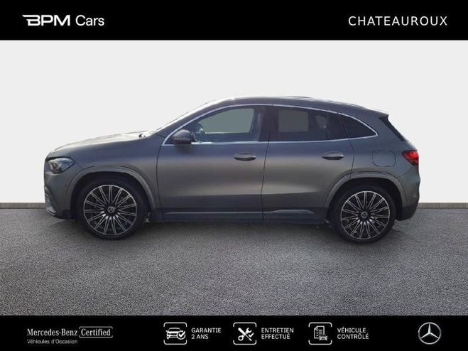Mercedes Classe GLA 200 163ch AMG Line 7G-DCT Gris Montagne Magno Manufaktur de 2023