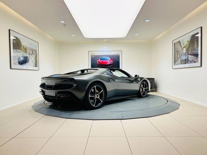 Ferrari 296 GTS 830 Gris de 2024