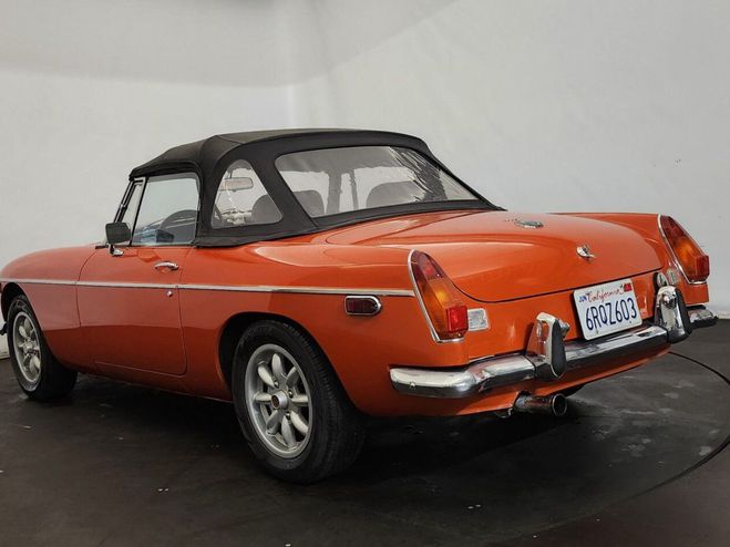 MG MGB B cabriolet Rouge de 1973