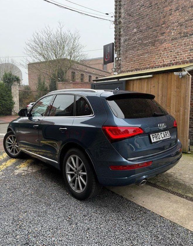 Audi Q5 2,0 tdi 150ch Bleu de 2016