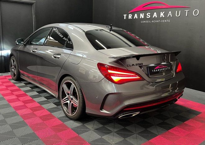 Mercedes Classe CLA Classe 250 7-G DCT 4Matic Version SPORT  Gris de 2017