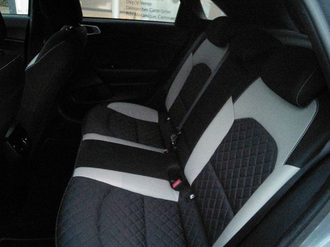 Kia Ceed 1.5 T-GDi 160 ch ISG DCT7 GT Line Gris anthracite de 2021